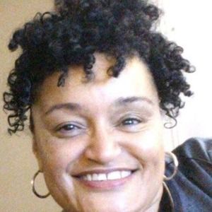 Meet your Posher, Loretta